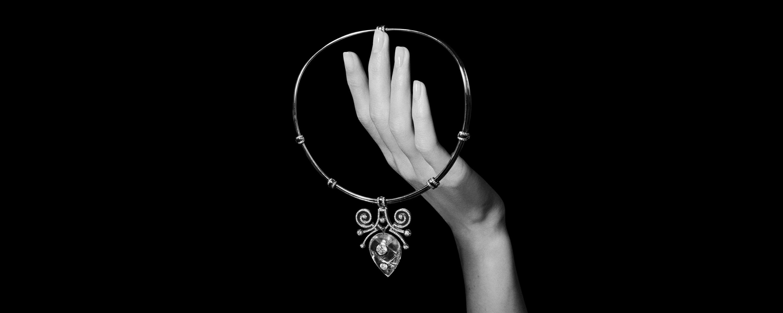 Elie Top Catégorie Colliers