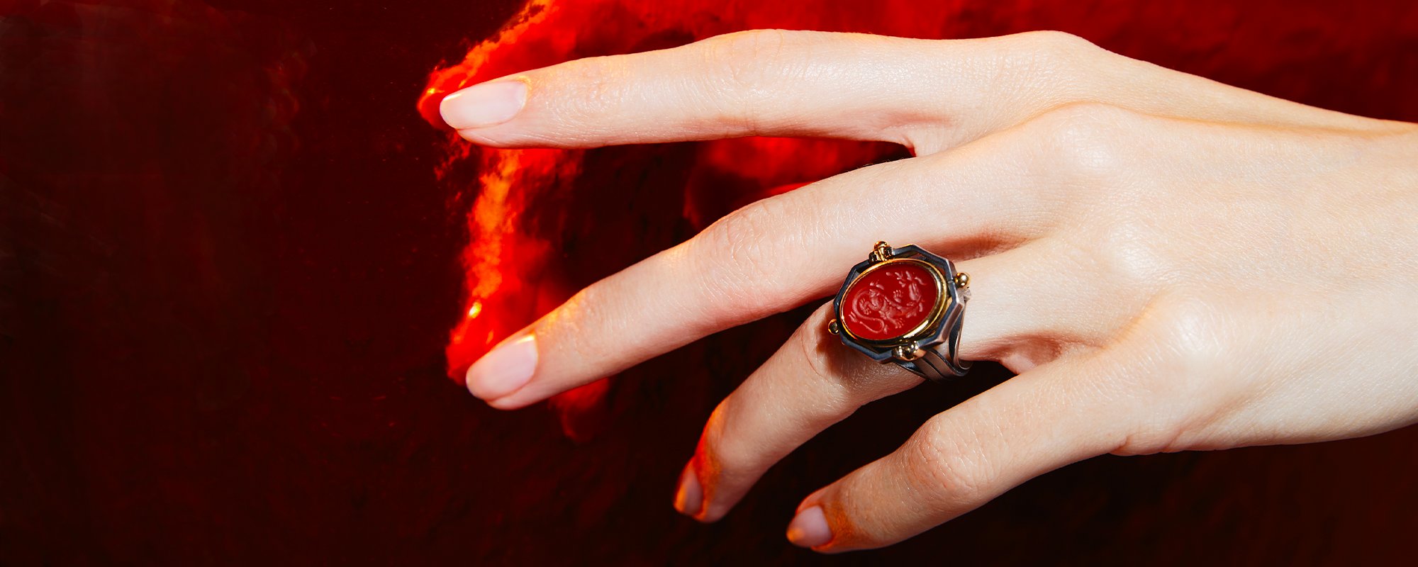 Elie Top Cosmogonie Secrète Bague Chevalière FEU