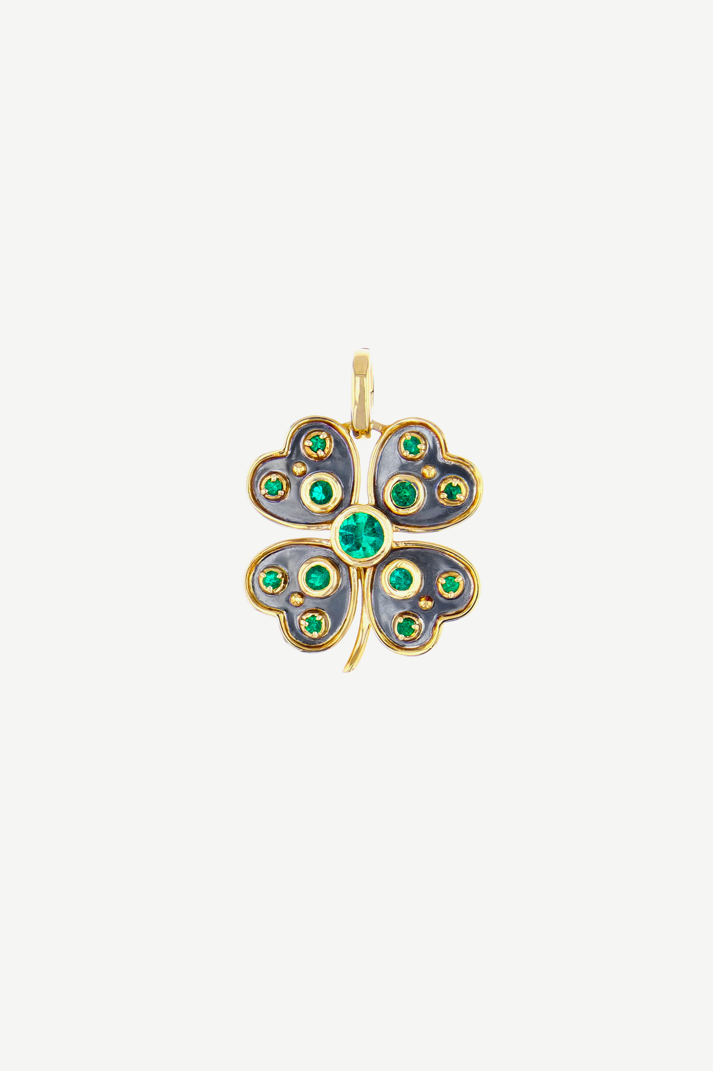 La Dame du Lac Emerald Trèfle Mini Charm
