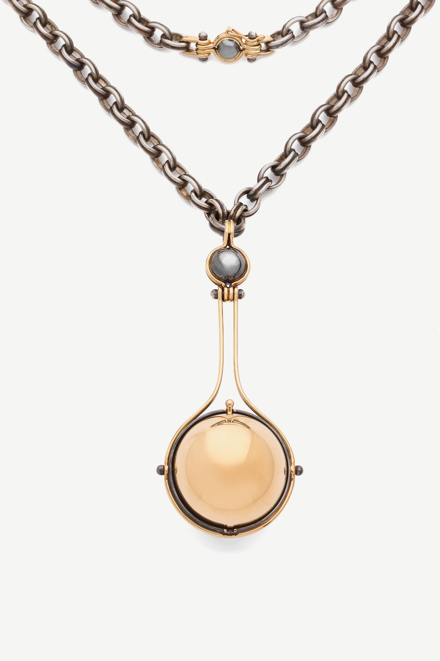 Elie Top Pendentif Pluton Onyx Mécaniques Célestes