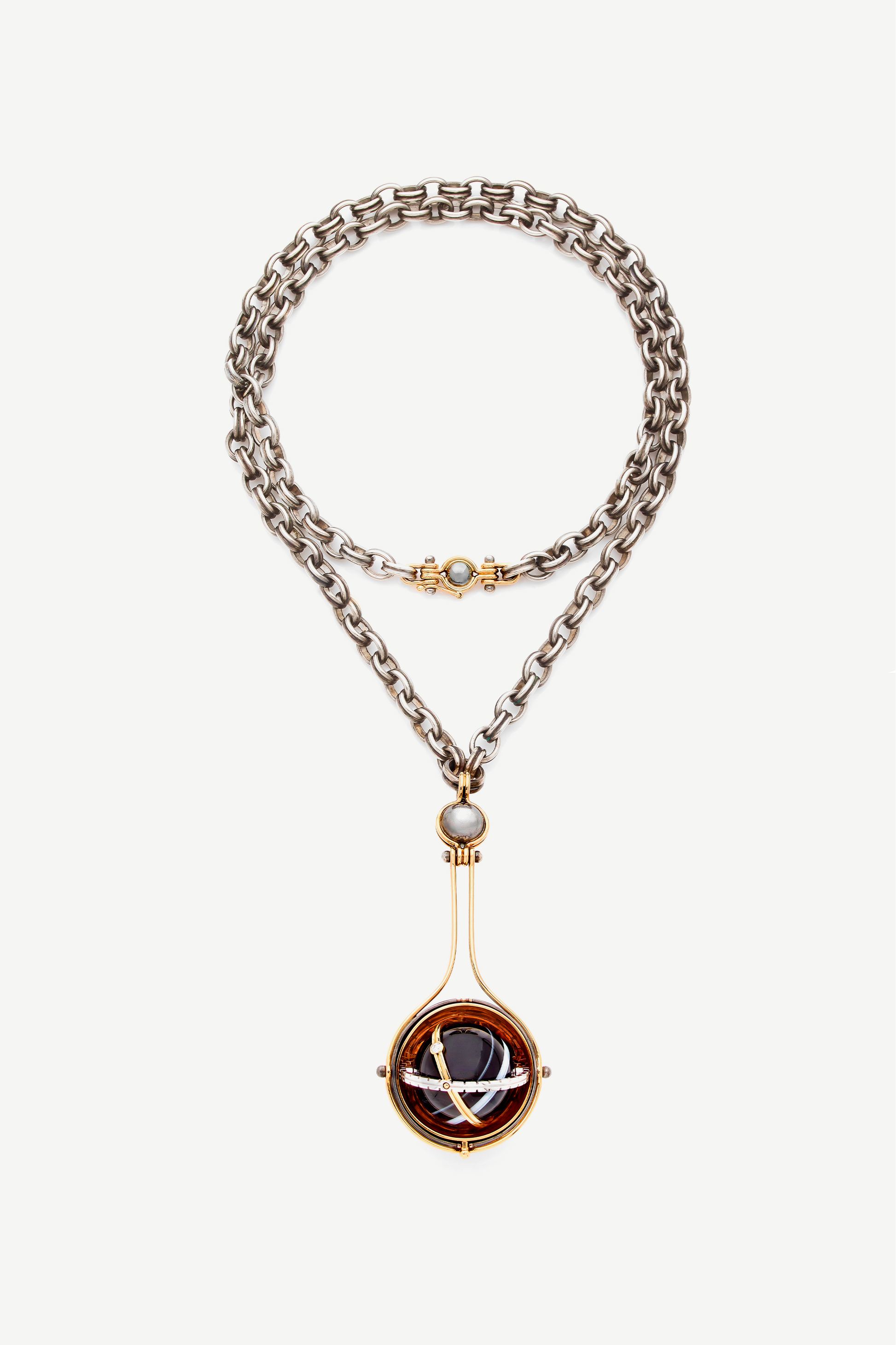 Elie Top Pendentif Pluton Onyx Mécaniques Célestes