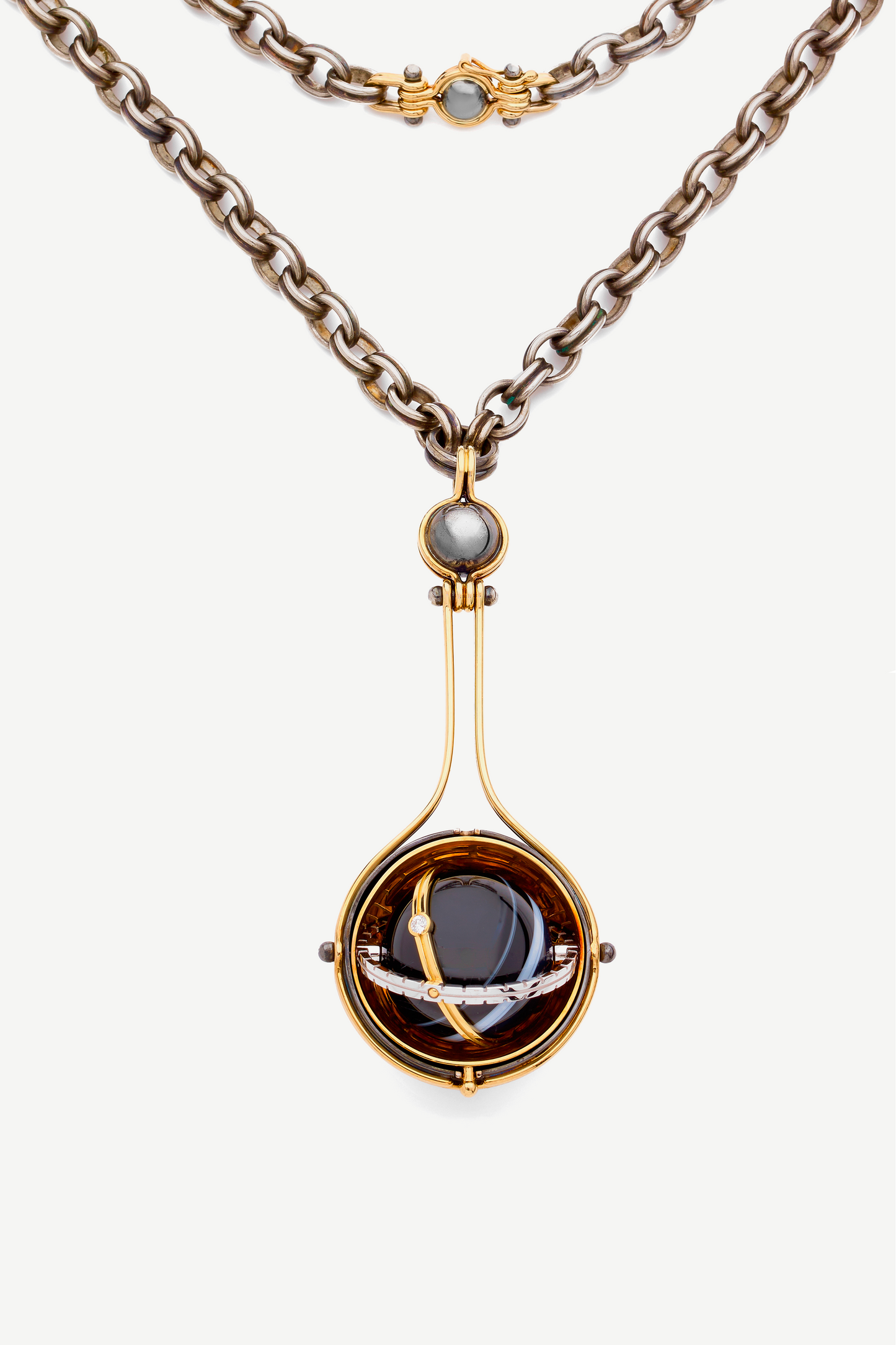 Elie Top Pendentif Pluton Onyx Mécaniques Célestes