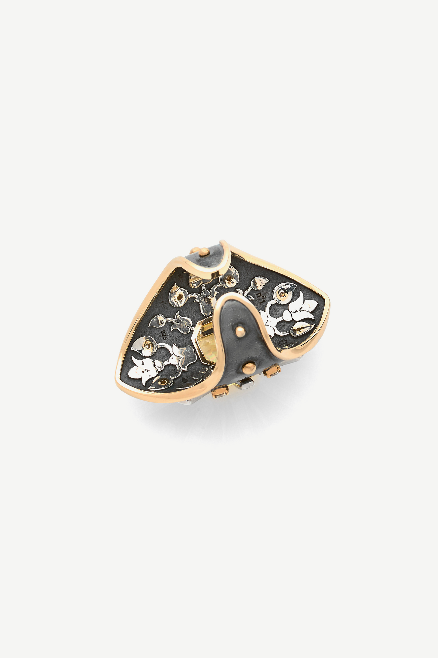 bague la dame du lac saphir jaune ecu