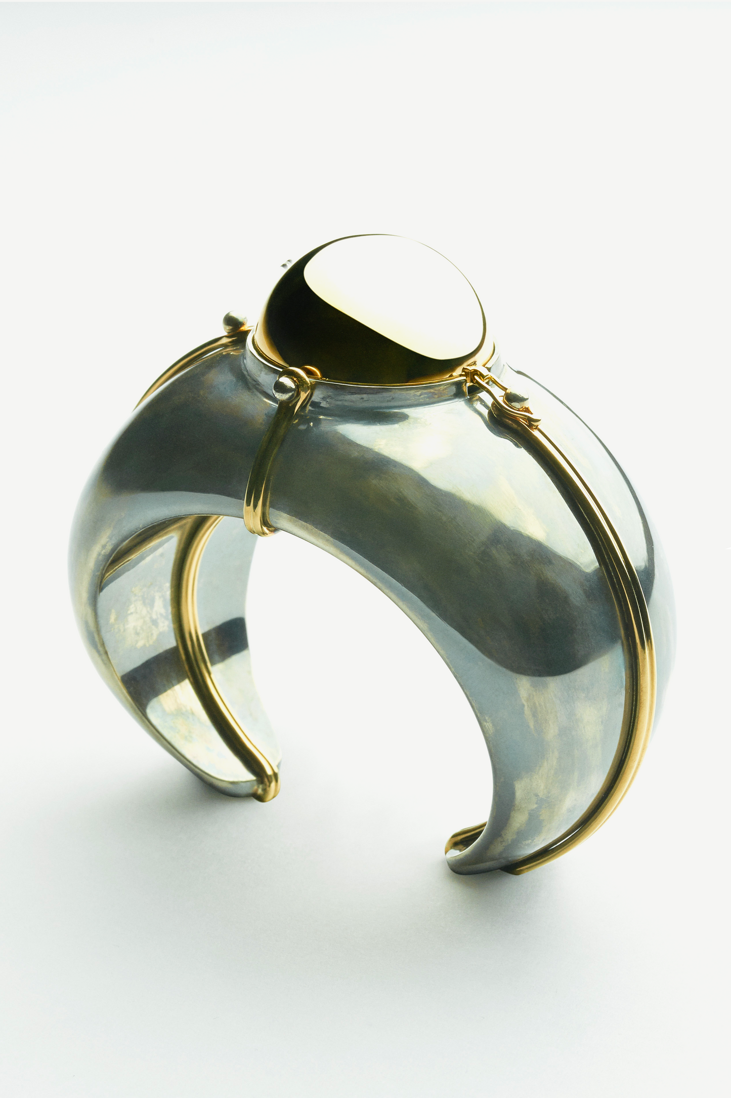 Diamond Scaphandre Cuff