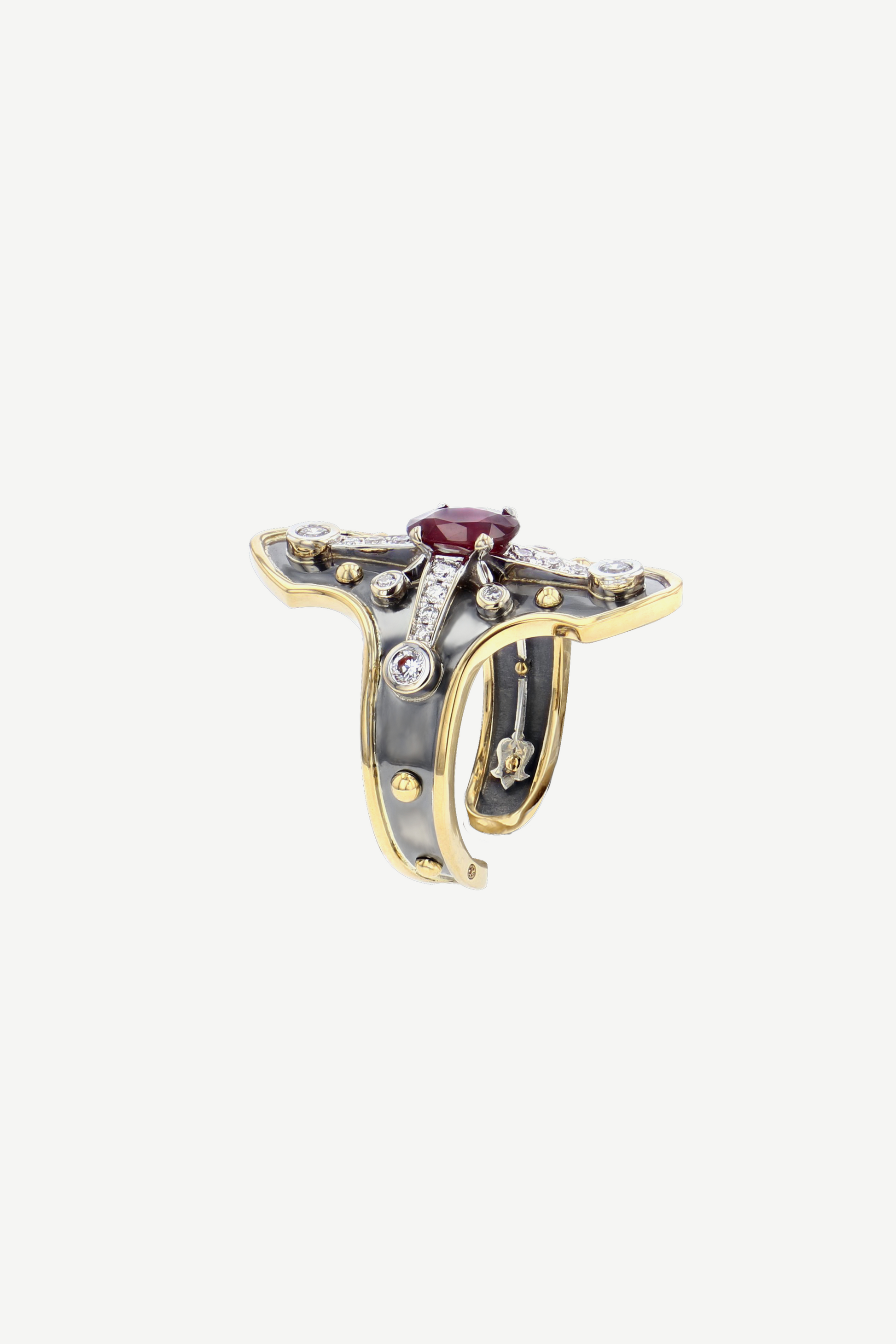 Elie Top Bague Heaume Rubis La Dame du Lac