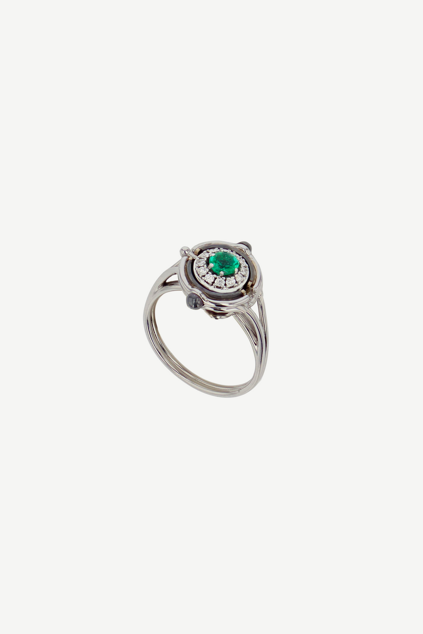 Emerald Mira Ring