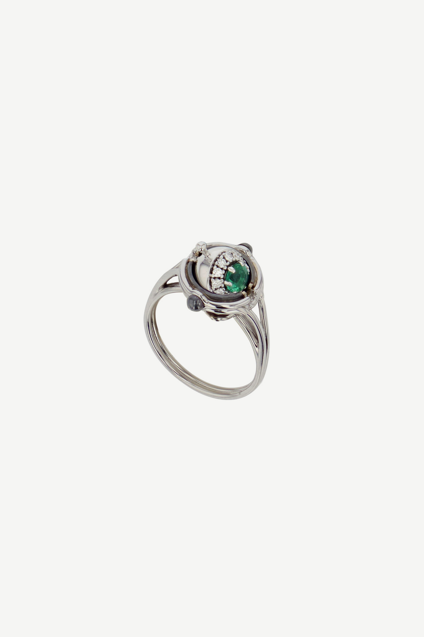 Emerald Mira Ring