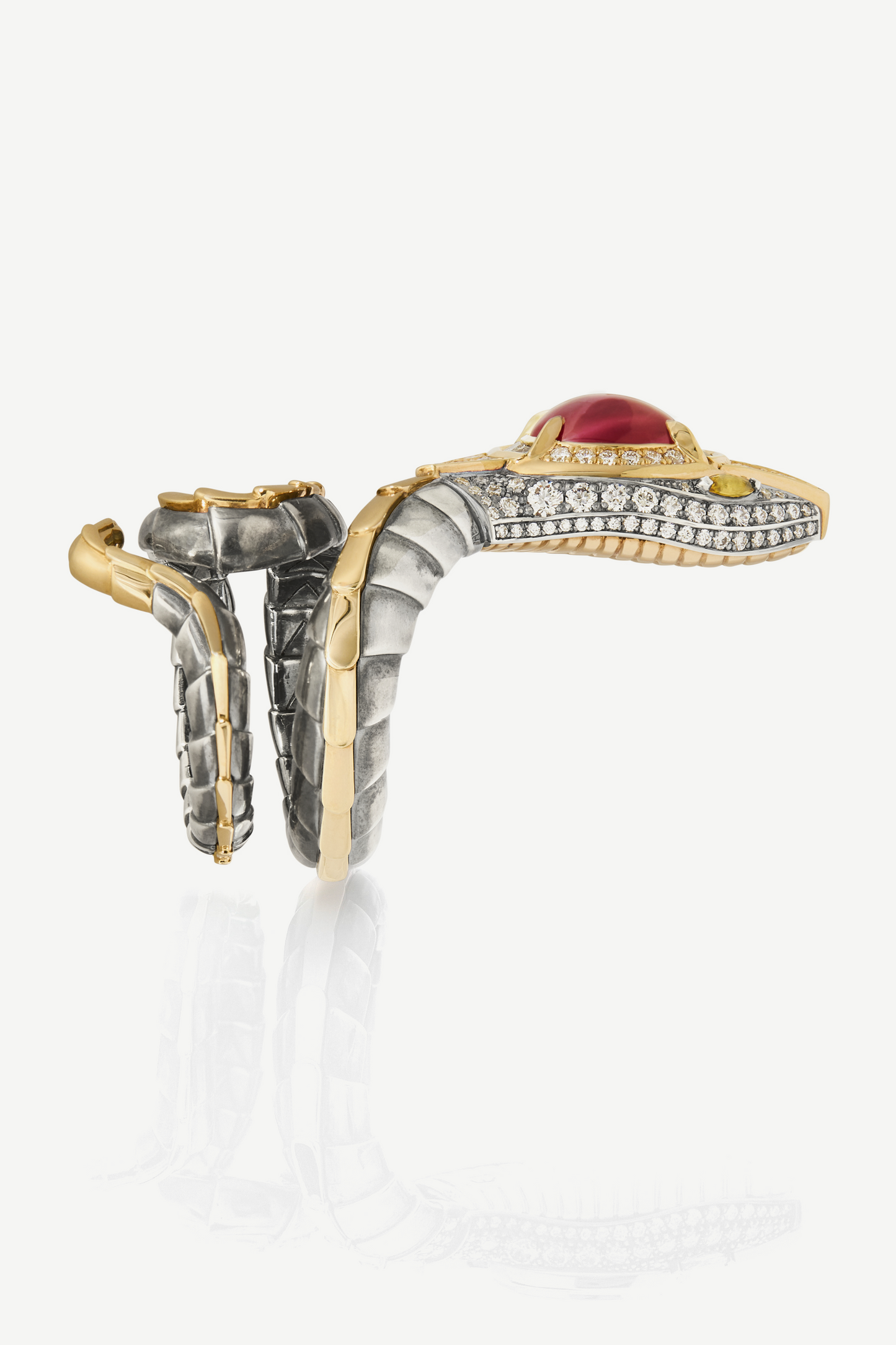 Bague Serpent Cabochon Rubis