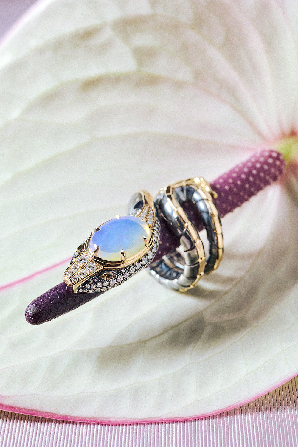 Bague Serpent Opale