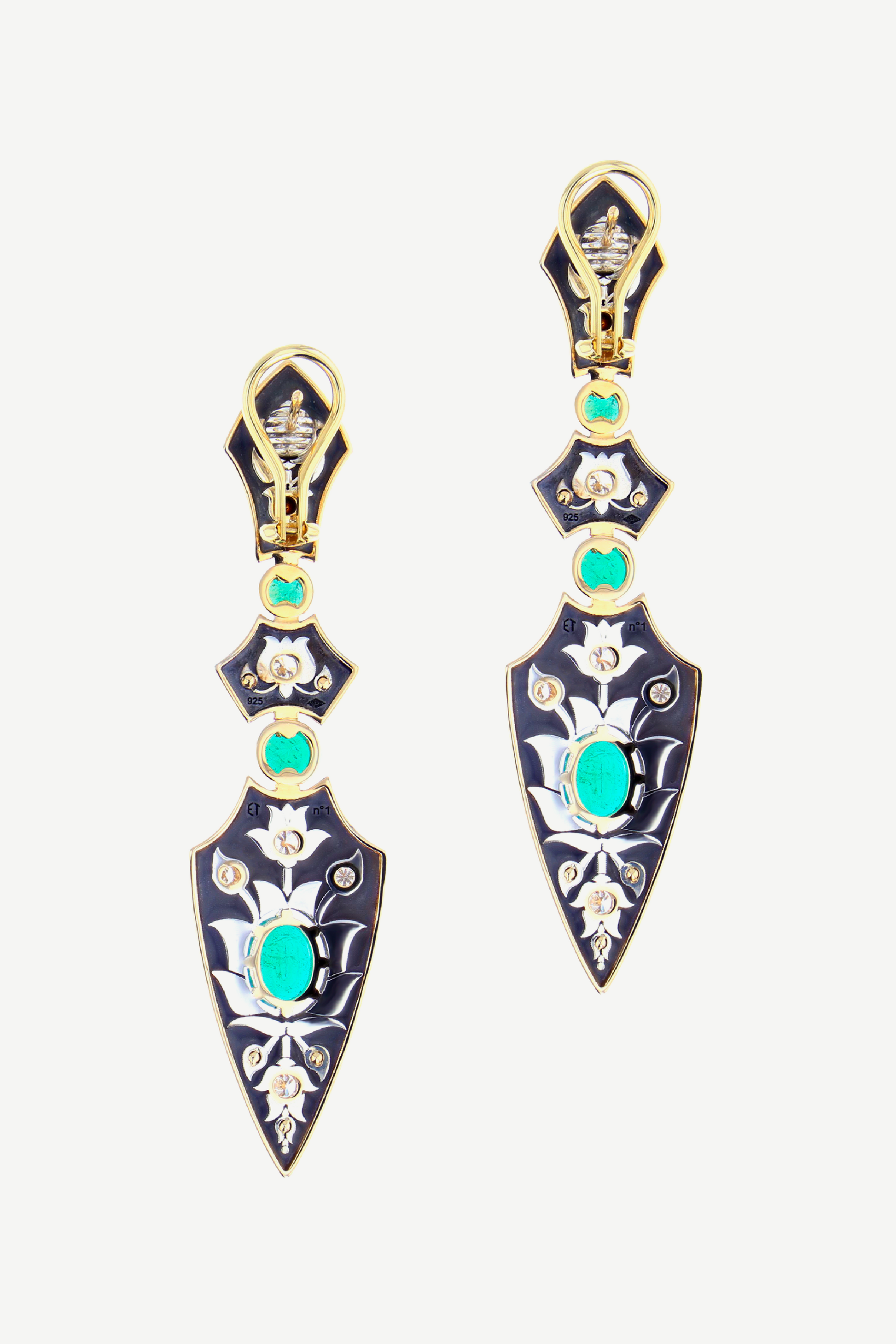 boucles d'oreilles la dame du lac emeraudes diamants