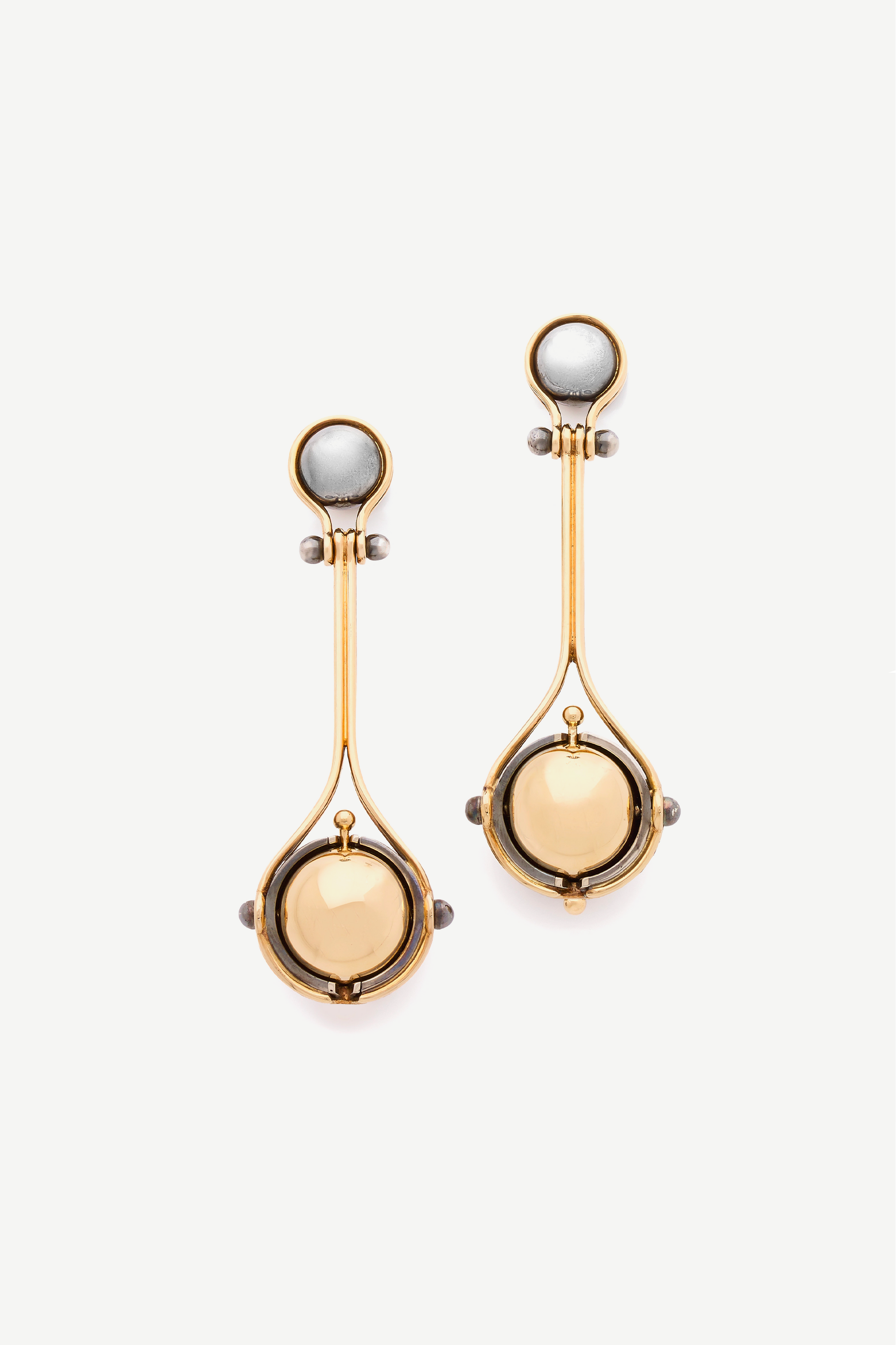 boucles d'oreilles earrings pluton pivotante akoya perles