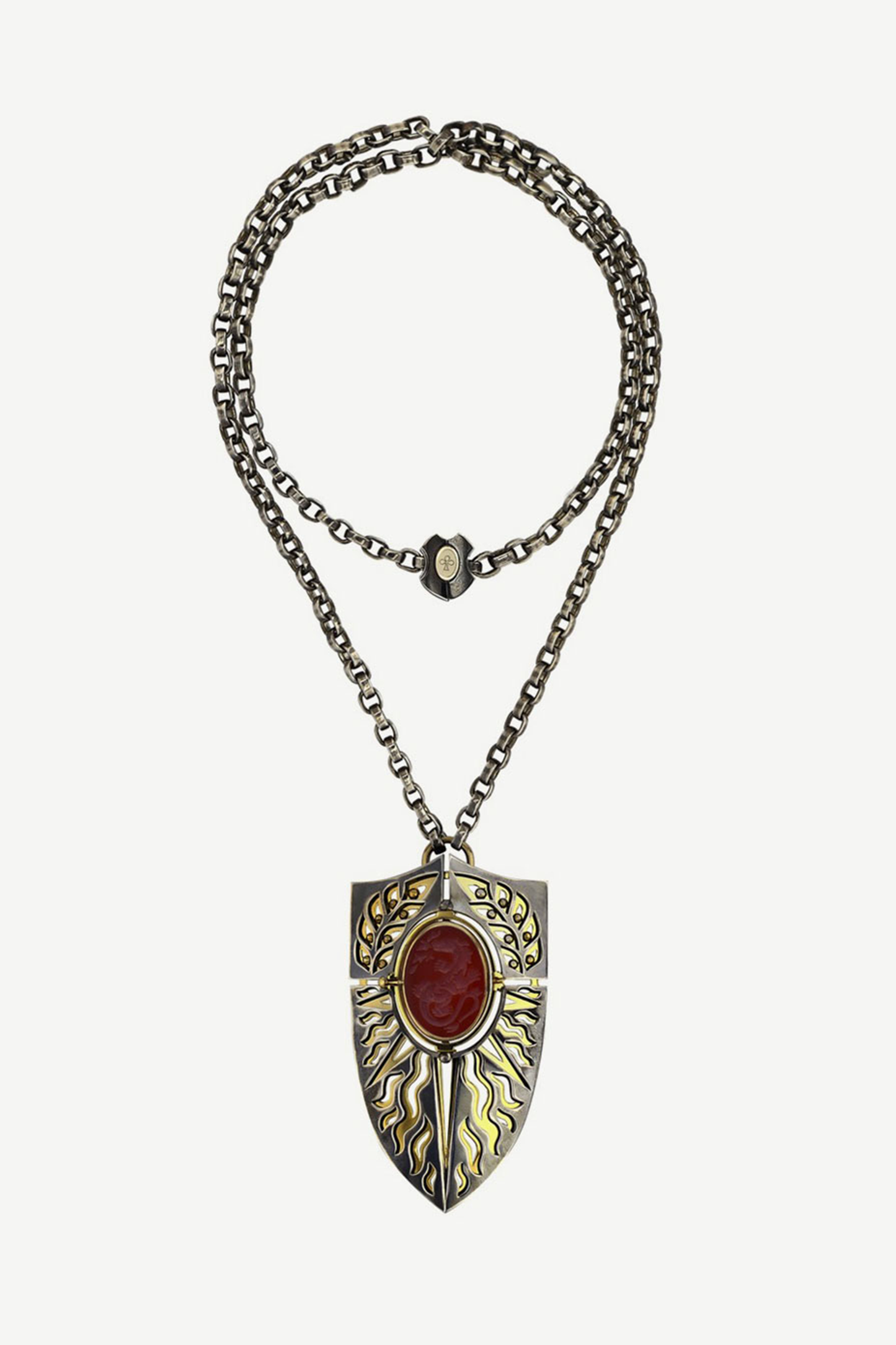 collier bouclier feu éléments